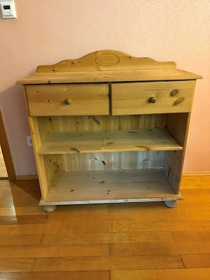 Rustikales Sideboard   Kommode aus Massivholz mit 2 Schubladen