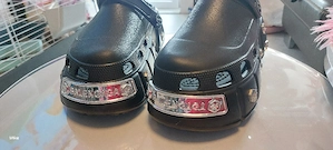 hässliche Crocs 