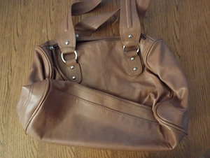 Handtasche mittelgroß braun CA 