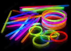 Knicklichter 100 Stück Party-Set   für Festivals, Geburtstage & Raves