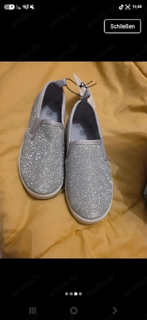 die schuhe für kinder ist neu 