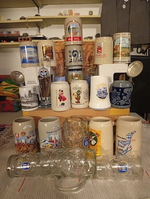 sammlung Konvolut 23 Masskrüge masskrug steinmasskrug glasmasskrug 