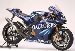 1:12 Tamiya Masterwork Yamaha YZR-M1 Moto GP 2004