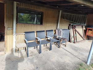 3 schwarze Polyrattan Gartenstühle