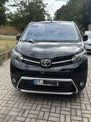 Toyota Proage Verso