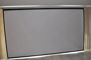 Motor Leinwand 400 x 32016:9. 4:3 Beamer Leinwand Inkl.Fernbedienung.Riesig Groß!