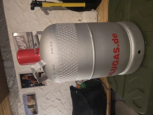Alugasflasche 11 kg unbenutzt und zu 100% mit Propan gefüllt.