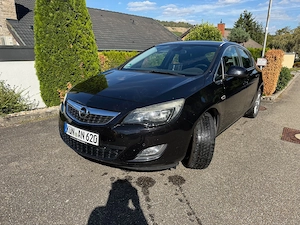 Verkaufe Opel Astra J