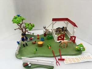 Playmobil 6147 - Koppel mit Pferdebox und Tierarzt