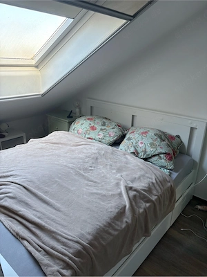 Songesand Bett