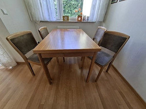 Esstisch ausziehbar mit 6 Stühlen