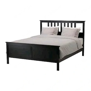 IKEA Hemnes Bett 180x200 Schwarz + Lattenrost