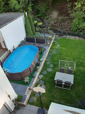 Bestway Pool oval 488 x 305 x 107, Rattan Optik, Frame-Pool mit Beleuchtung