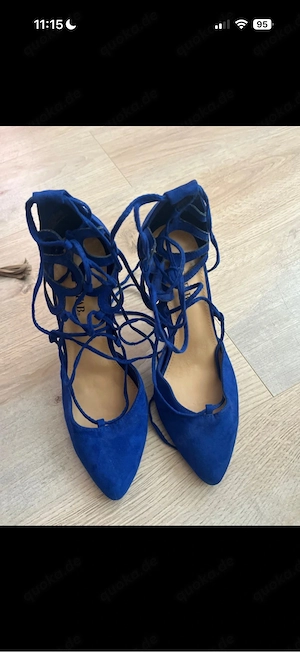 dunkelblaue heels