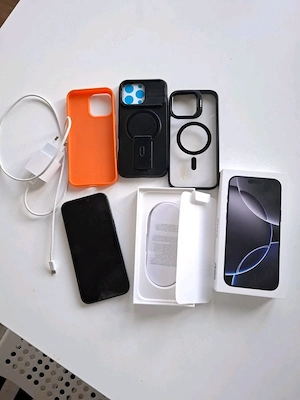 Verkaufe Iphone 16 pro max m.256GG