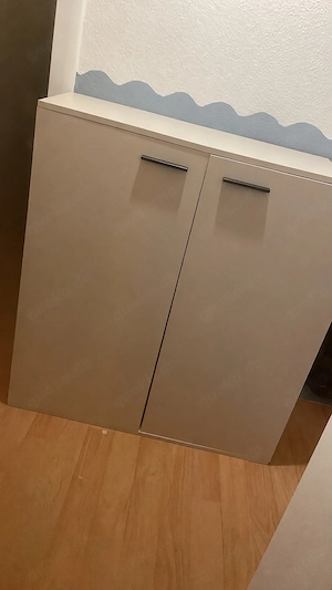 schmaler Schuhschrank
