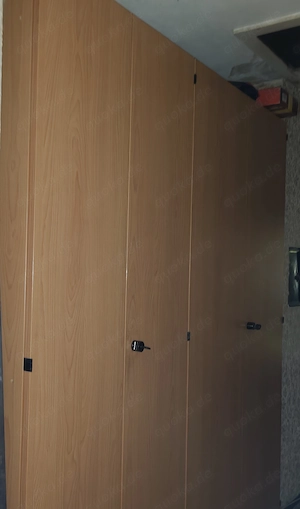Profi-Büroausstattung von Pfalzmöbel   Schreibtische, Container & Vitrine (Sehr gut erhalten)