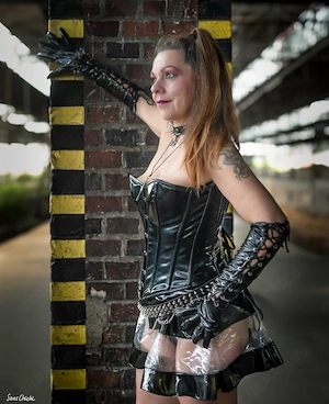 Bizarre Erotik liebevolle Perversion MadameKALI - Tantra meets BDSM - BERLIN Bild 5