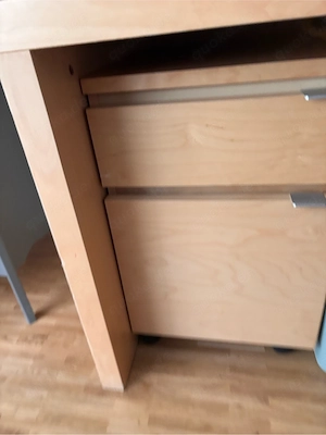 Schreibtisch zu verkaufen