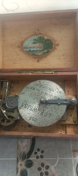 Spieluhr mechanisch 