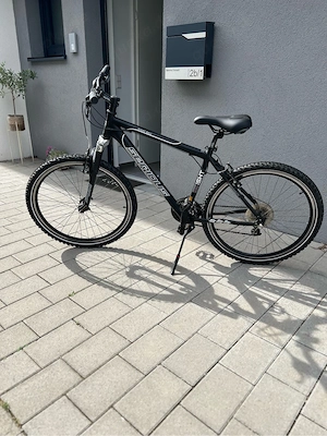 Fahrrad (Mountainbike)   Rahmengröße M   Schwarz