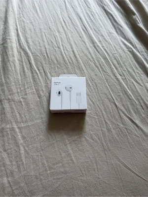 Praktische Apple Kopfhörer mit USB-C | Kabelgebunden | Neu & OVP