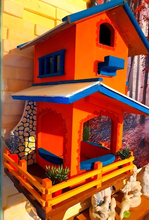 Vogelvilla,Futterhaus, für Eichhörnchen und Vögel  