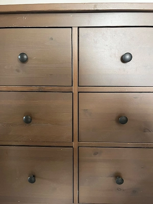 Kommode aus Holz (exkl. goßer passender Spiegel) Bild 3