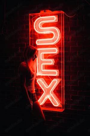 Hast Du (w) Lust einmal einen erotischen Videoclip zu drehen?