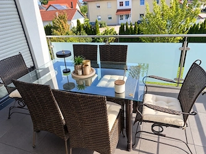 Glastisch innen& outdoor