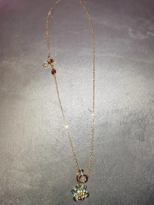 Halskette aus der Swarovski Idyllia-Kollektion