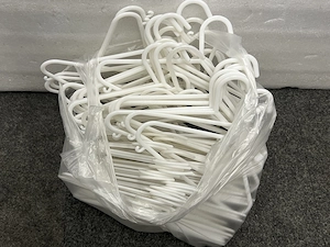 Kinderkleiderbügel 79 Stück 