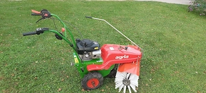 Agria 7100 Kehrmaschine mieten Kehrbesen Schneeschild leihen