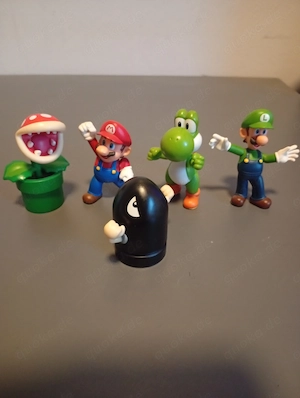 Super Mario Sammelfiguren Set (5 Stück)   Mario, Luigi, Yoshi, Piranha-Pflanze, Bullet Bill
