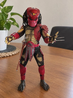 NECA Predator Big RED PREDATOR 7" Loose Action Figure