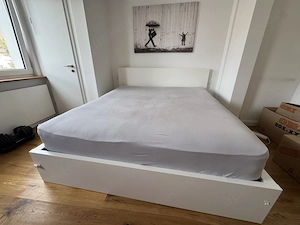 Malm Bett 1,80x2,00 weiß 