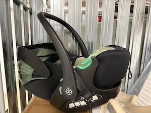 Amor Baby Babyschale + Isofix-Basis, i-Size R129, 5-Punkt-Gurt, 5 Monate alt