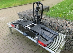 THULE Fahrradträger für AHK, Typ Easy Fold XT 933, 2 Fahrräder