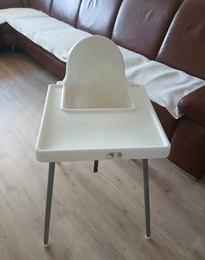 Hochstuhl weiß