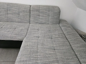Bequemes L-förmiges Sofa