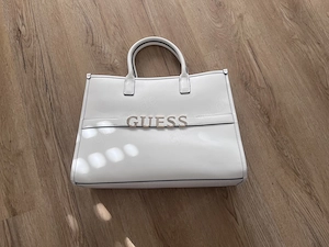 Guess Handtasche zu verschenken 