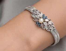 Vintage Armband in 835er-Silber Armbandlänge 19 cm.