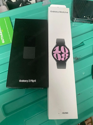 Samsung Galaxy z flip5 256GB Speicher und mit Samsung Galaxy Watch 6