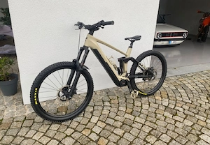 Ebike cube stereo