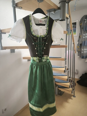Dirndl Mädchen Größe 140