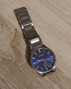 Uhr  Bering  Titan