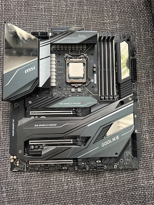 MSI Meg Z490 Godlike