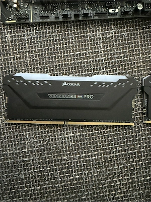 Corsair Vengeance RGB Pro 32 GB DDR4-RAM-Kit