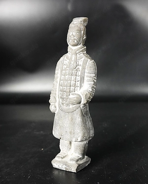 Terracotta Krieger Miniatur aus Stein, 17 cm