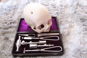 Historisches Trepanations-Set aus der Zeit 1890 - 1910 Schädelbohrer etc.
